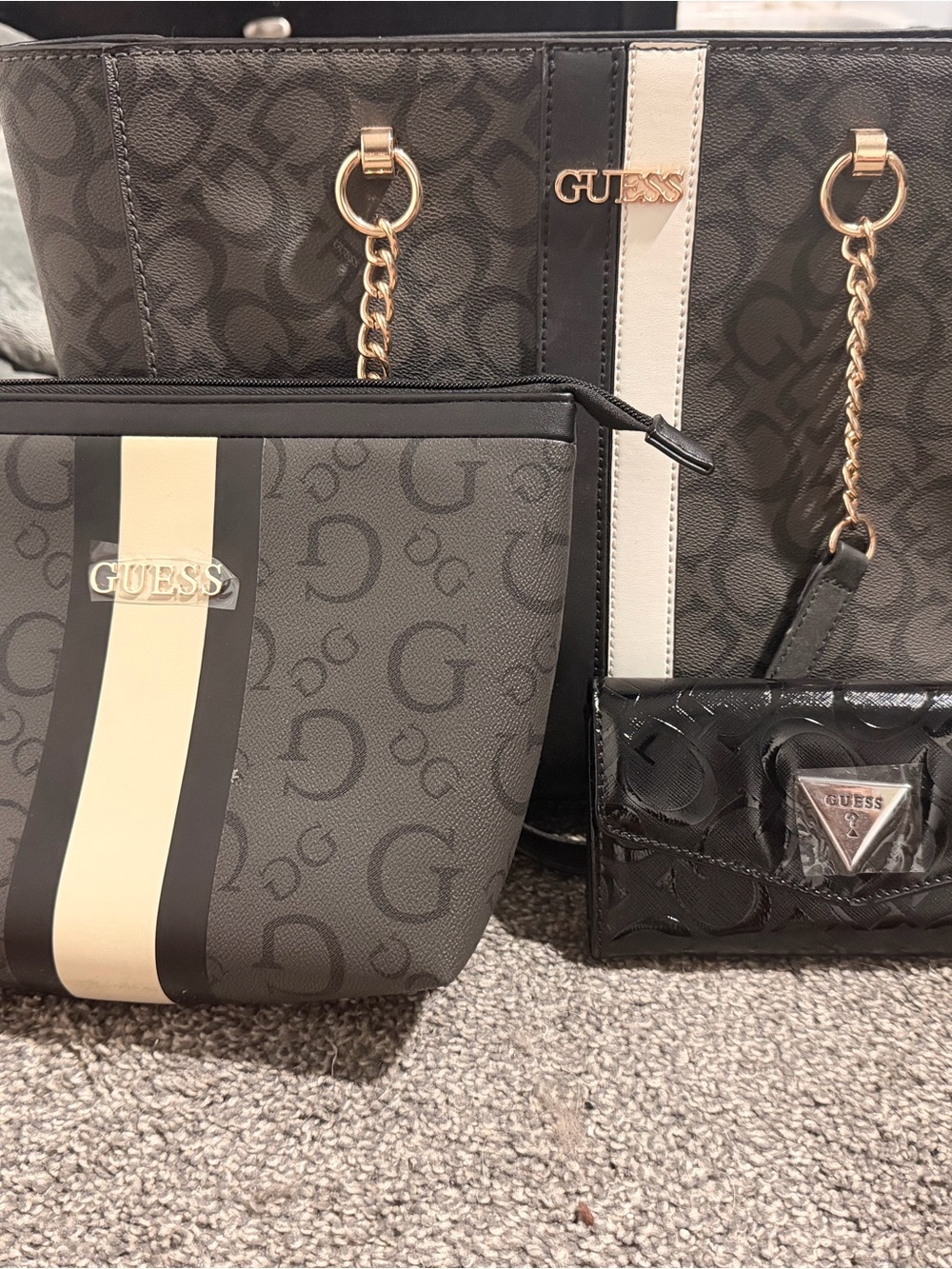 GUESS Black & Cream Signature Tote with Matching Pouch and Wallet